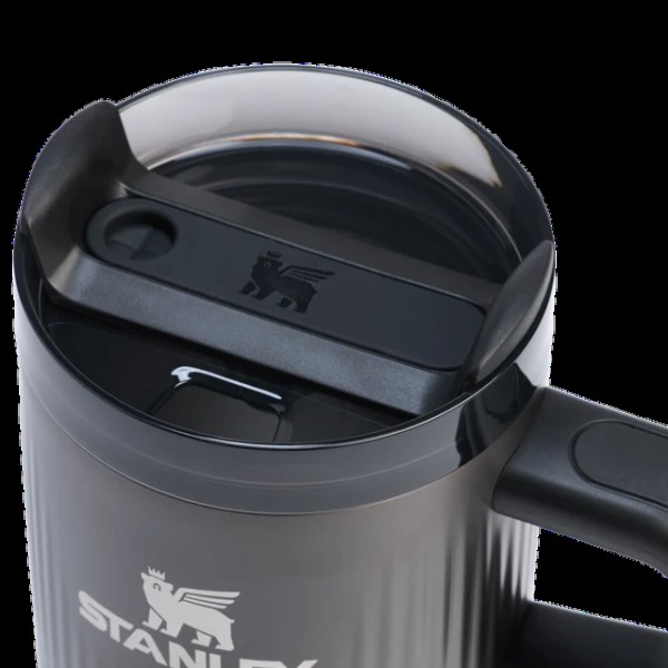 Stanley Quencher H2.O Fluted Tumbler 0.59l Black PVD Stanley Quencher H2.O Fluted Tumbler 0.59l Black PVD