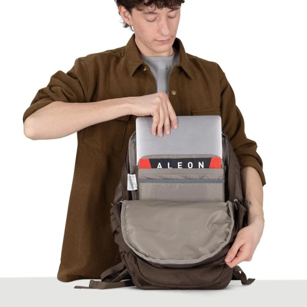 Σακίδιο Πλάτης Osprey Quasar Driftshade OS 26Lt για Laptop 16' Truffle Brown Σακίδιο Πλάτης Osprey Quasar Driftshade OS 26Lt για Laptop 16' Truffle Brown