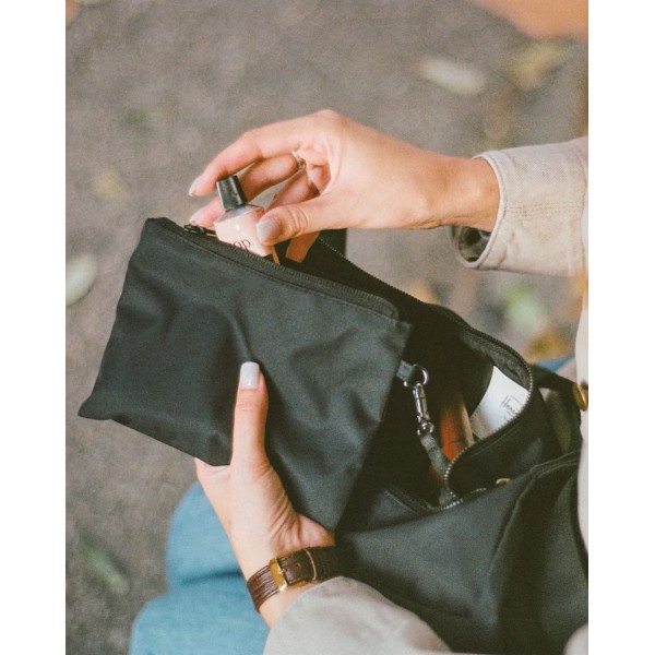Τσάντα ώμου Herschel Supply Yara Shoulder Bag Large Black