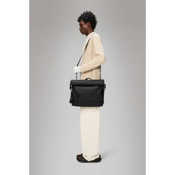 Τσάντα Ώμου Αδιάβροχη Rains Trail Rolltop Messenger 1449-01 Black για Laptop 16' Black ΤΣΑΝΤΕΣ & ΠΟΡΤΟΦΟΛΙΑ