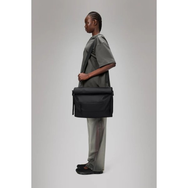 Τσάντα Ώμου Αδιάβροχη Rains Trail Rolltop Messenger 1449-01 Black για Laptop 16' Black ΤΣΑΝΤΕΣ & ΠΟΡΤΟΦΟΛΙΑ