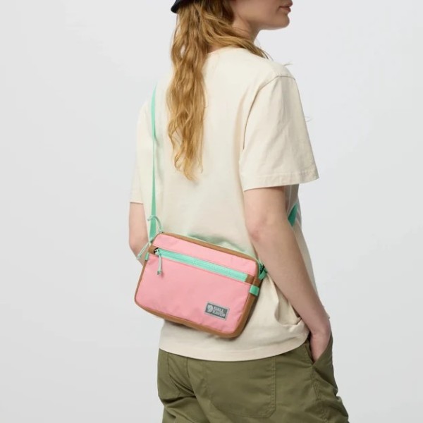 Τσαντάκι Ώμου Fjallraven Vardag Pocket Large 23200339-037 Coal Black