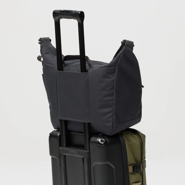 Τσάντα ώμου Fjallraven Farden Crossbody 23200340-037 Black Τσάντα ώμου Fjallraven Farden Crossbody 23200340-037 Black