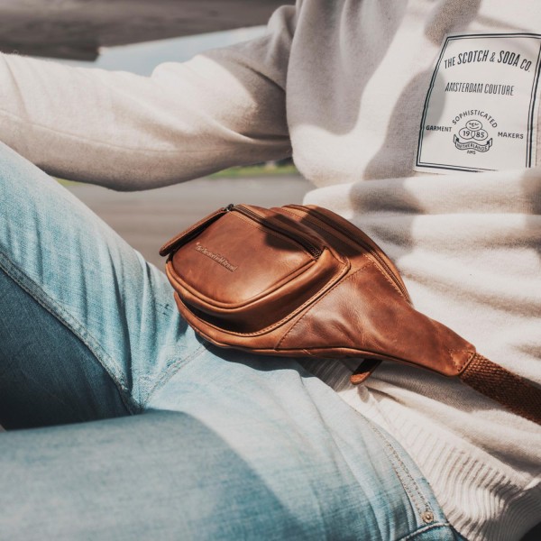 Τσαντάκι Μέσης The Chesterfield Brand Jack C23.000231 Cognac
