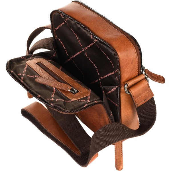 Τσάντα 'Ωμου Δερμάτινη The Chesterfield Brand C48.071731 Cognac ΤΣΑΝΤΕΣ & ΠΟΡΤΟΦΟΛΙΑ
