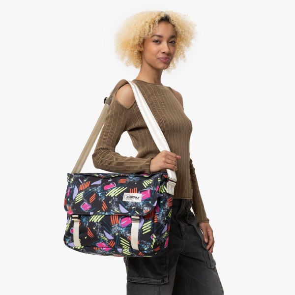 Τσάντα Ώμου - Ταχυδρομικός Σάκος Eastpak Delegate+ EK26E6O41 Laptop 17