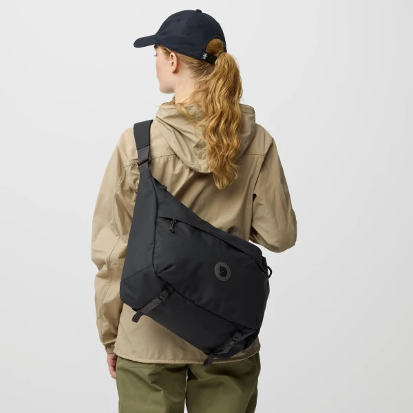 Τσάντα ώμου Ταχυδρομική Fjallraven Farden Crossbody 23200340-037 Black