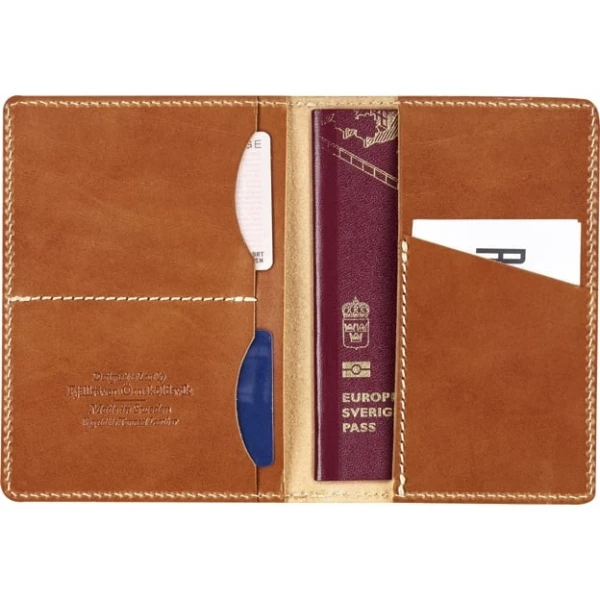 Θήκη Διαβατηρίου Fjallraven Passport Leather Cognac Θήκη Διαβατηρίου Fjallraven Passport Leather Cognac